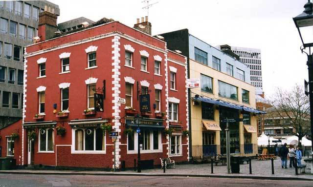 Top 10 Live Music Venues in Bristol 5