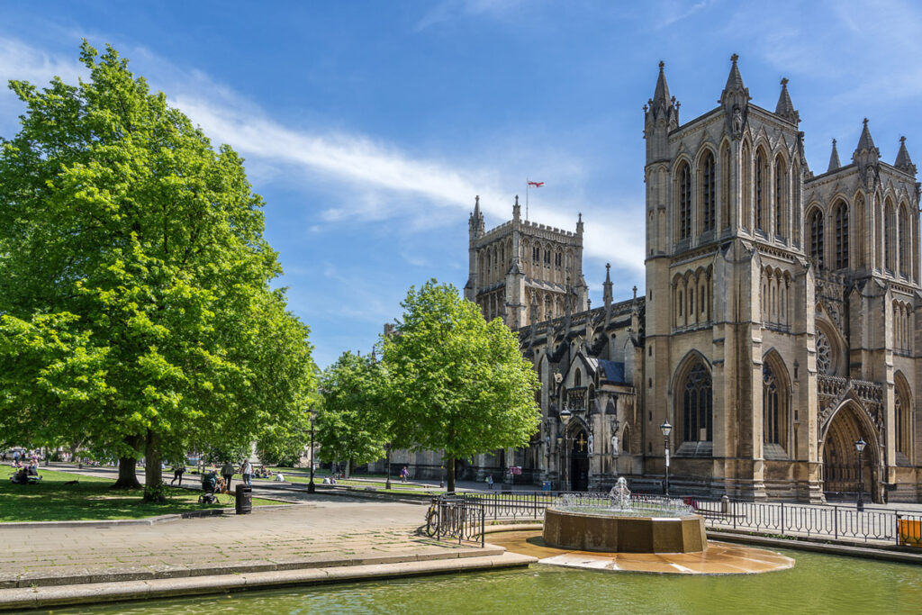 5 Great Reasons Why You Should Move To Bristol 2